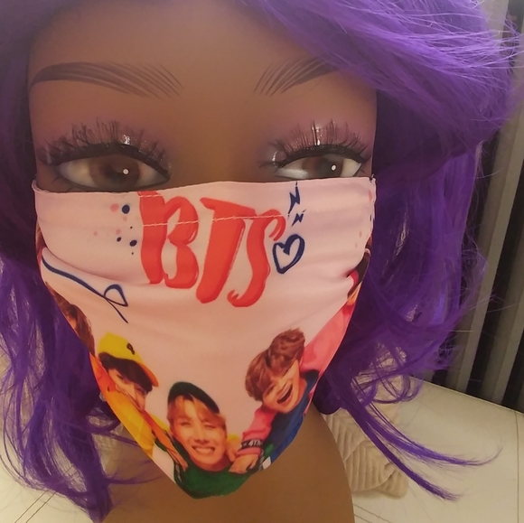 Rainbow Cuddle BTS Reusable Kawaii Face Mask - Picture 6 of 8